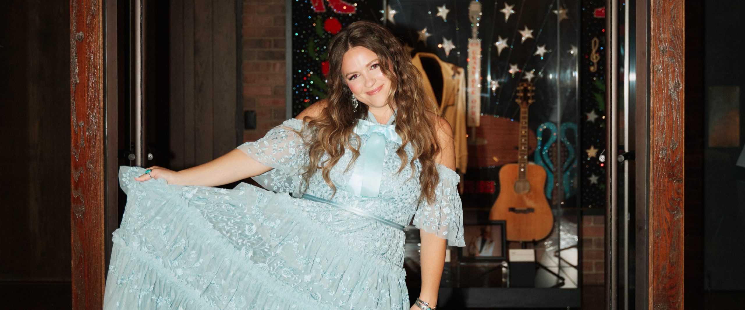 Leanna Crawford Makes Her Grand Ole Opry Debut